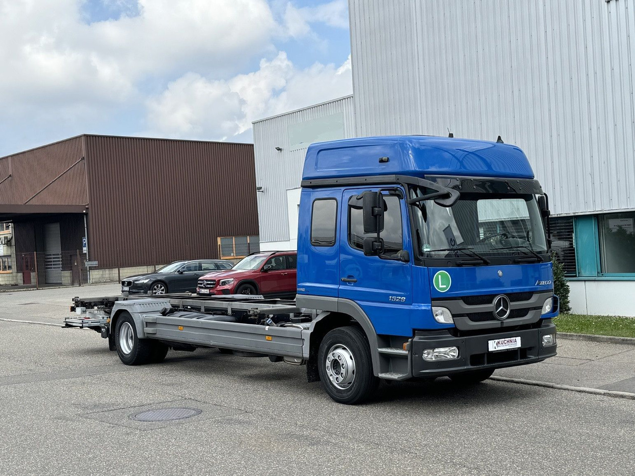 Mercedes-Benz Atego 1529 LL BDF 6-Sitze Umzug u-LBW Gr-Haus - Camión portacontenedore/ Intercambiable: foto 4 Mercedes-Benz Atego 1529 LL BDF 6-Sitze Umzug u-LBW Gr-Haus - Camión portacontenedore/ Intercambiable: foto 4