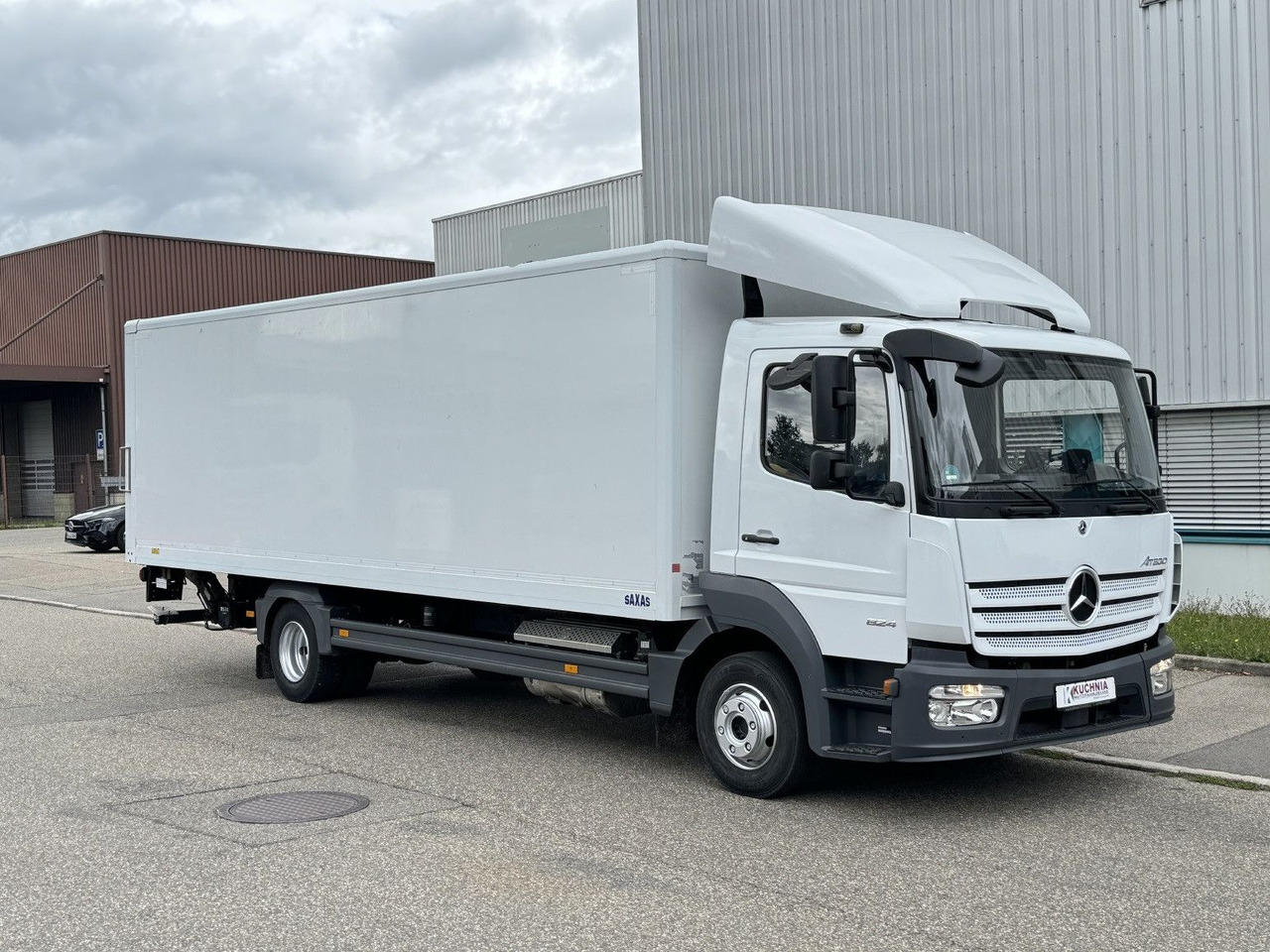 Mercedes-Benz Atego 824L Koffer 7,1m LBW Klima Diff. Sperre - Furgoneta caja cerrada: foto 3 Mercedes-Benz Atego 824L Koffer 7,1m LBW Klima Diff. Sperre - Furgoneta caja cerrada: foto 3
