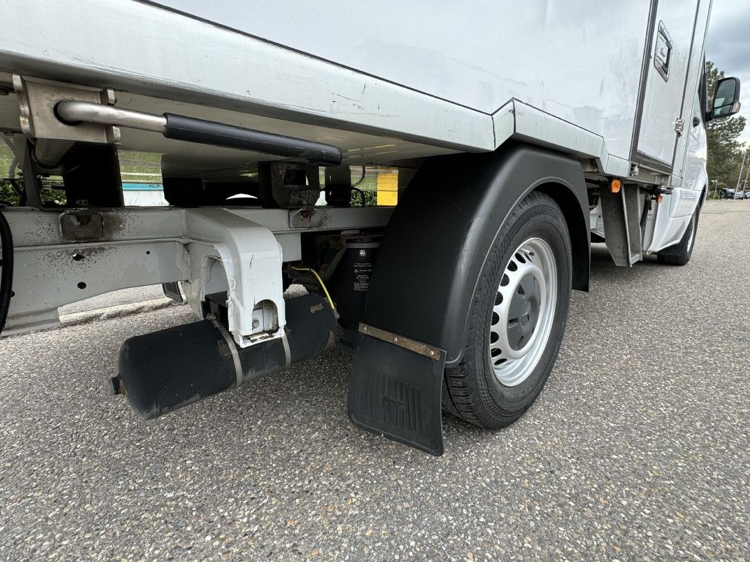 Furgoneta frigorifica Mercedes-Benz Sprinter 316 Tiefkühl 3,3m TK V-500 MAX Luftgef.: foto 13 Furgoneta frigorifica Mercedes-Benz Sprinter 316 Tiefkühl 3,3m TK V-500 MAX Luftgef.: foto 13