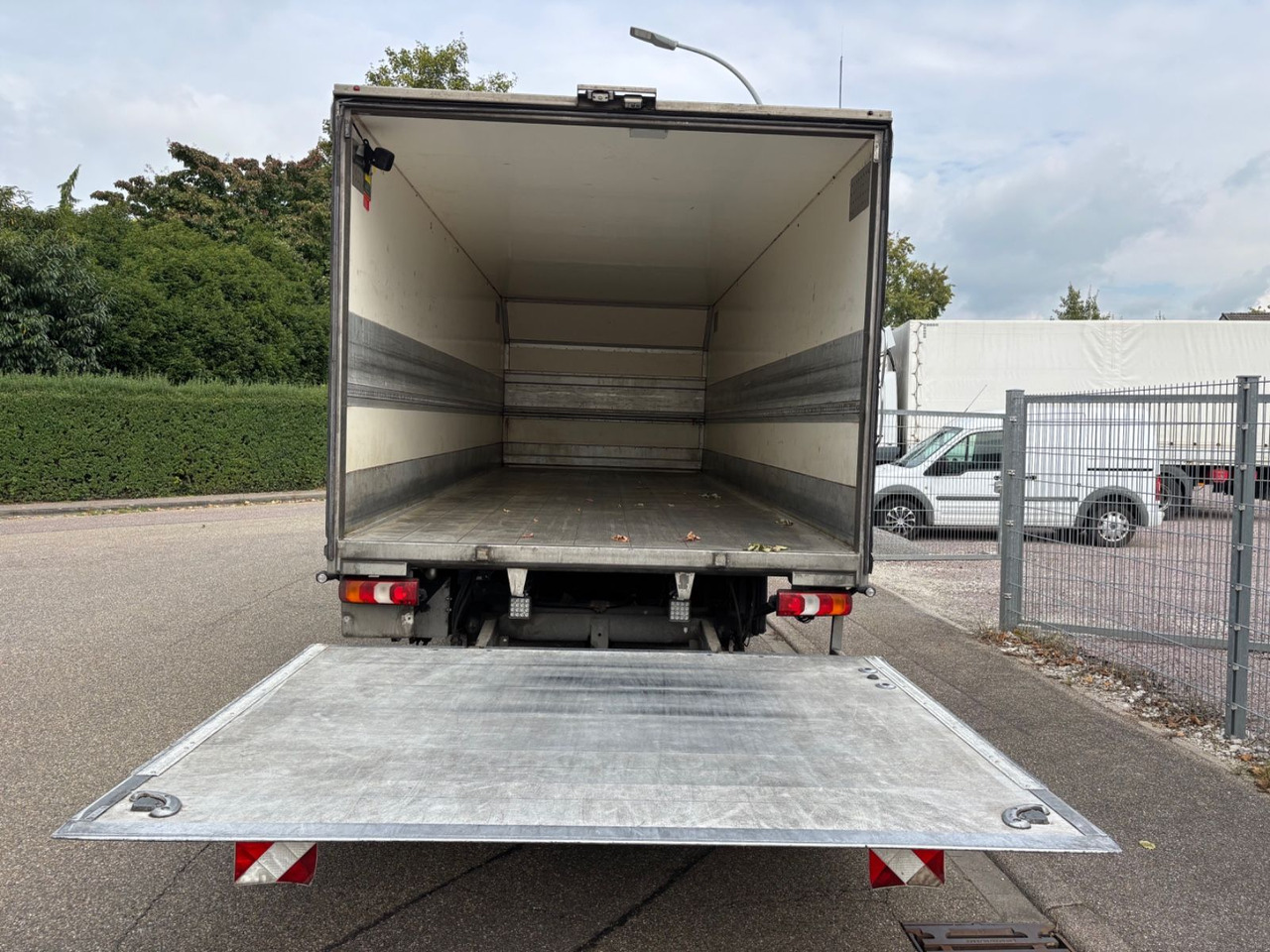 Leasing de  Mercedes-Benz Atego III 1223L, Euro-6, Klima, LBW Mercedes-Benz Atego III 1223L, Euro-6, Klima, LBW: foto 12