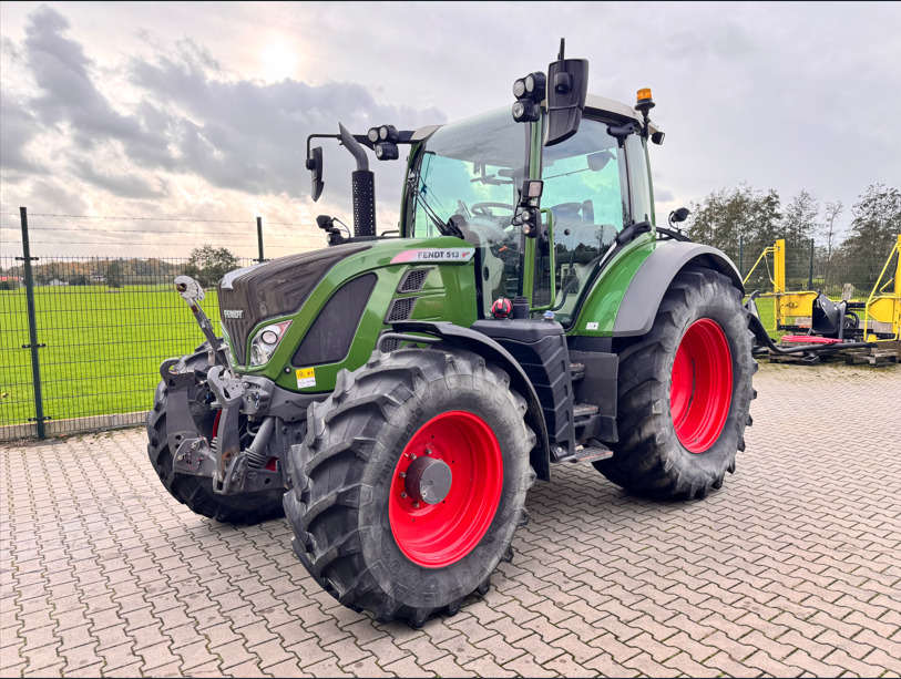FENDT 513 Vario S4 PowerPlus - Tractor: foto 1 FENDT 513 Vario S4 PowerPlus - Tractor: foto 1