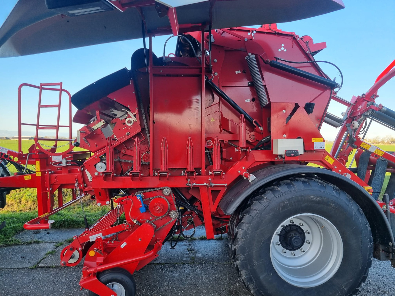 LELY WELGER RPC 160V - Encintadora de pacas: foto 5 LELY WELGER RPC 160V - Encintadora de pacas: foto 5