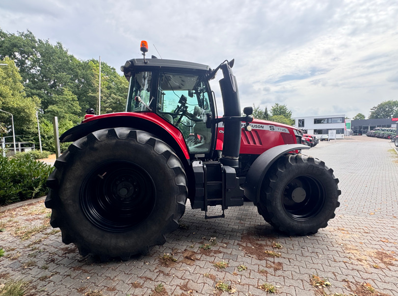 Massey Ferguson 7720S Dyna-VT Efficient - Tractor: foto 4 Massey Ferguson 7720S Dyna-VT Efficient - Tractor: foto 4