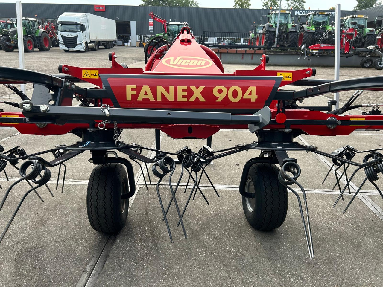 VICON Fanex 904 - Rastras: foto 3 VICON Fanex 904 - Rastras: foto 3