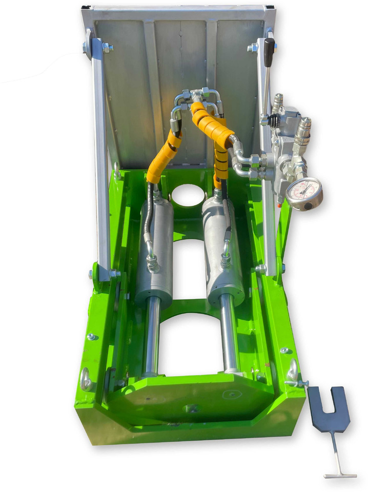 Directional Drilling, Hydraulic Pressing - Manufacturer / Przewierty Sterowane, Przecisk Hydrauliczny - Producent / Řízené Protlaky, Hydraulický Protlač - Výrobce / Foraje Dirijate, Presare Hidraulică - Perforadora direccional horizontal: foto 5 Directional Drilling, Hydraulic Pressing - Manufacturer / Przewierty Sterowane, Przecisk Hydrauliczny - Producent / Řízené Protlaky, Hydraulický Protlač - Výrobce / Foraje Dirijate, Presare Hidraulică - Perforadora direccional horizontal: foto 5