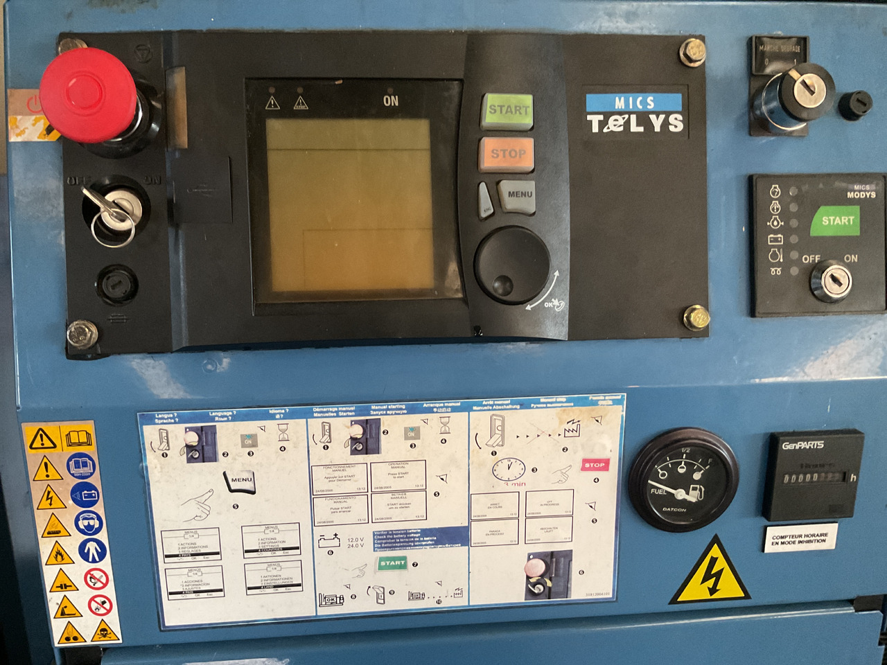 John Deere 6068, SDMO, 165KVA generatorset. Like brand new. And with hudge diesel tank! - Generador industriale: foto 5 John Deere 6068, SDMO, 165KVA generatorset. Like brand new. And with hudge diesel tank! - Generador industriale: foto 5