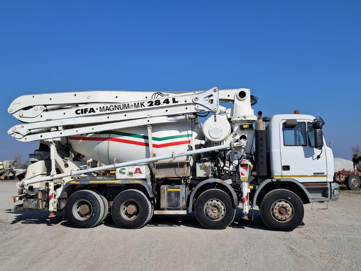 ASTRA HD7/c 8445 CIFA MK28 - Camión hormigonera con bomba: foto 5 ASTRA HD7/c 8445 CIFA MK28 - Camión hormigonera con bomba: foto 5