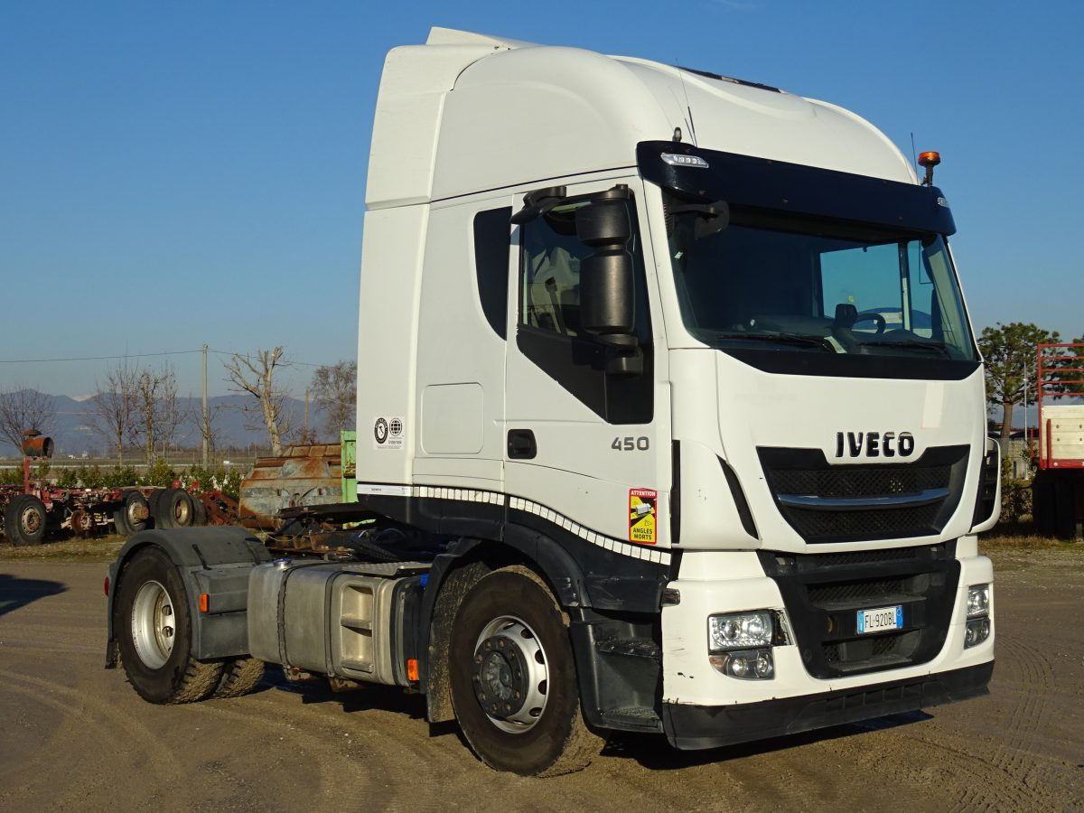 IVECO STRALIS 450 - Cabeza tractora: foto 3 IVECO STRALIS 450 - Cabeza tractora: foto 3