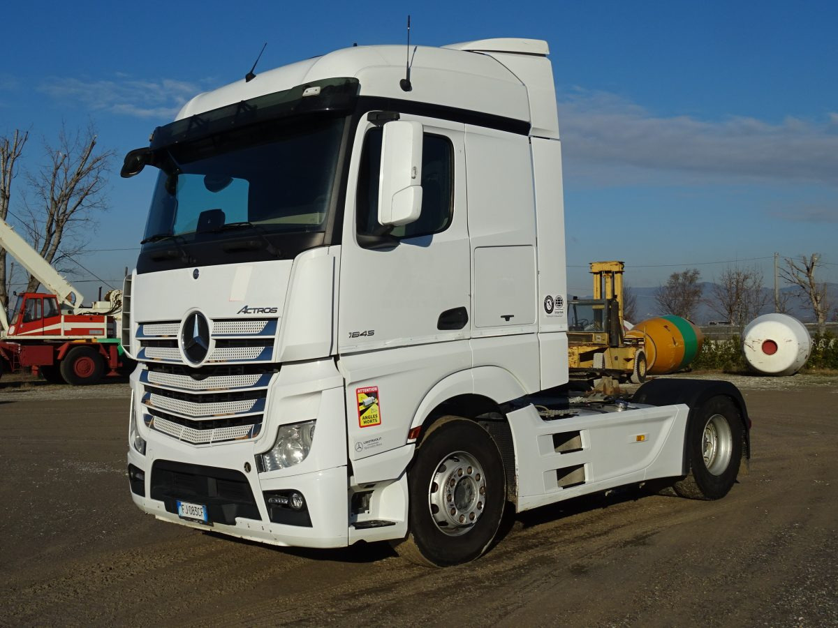 MERCEDES ACTROS 1845 - Cabeza tractora: foto 1 MERCEDES ACTROS 1845 - Cabeza tractora: foto 1