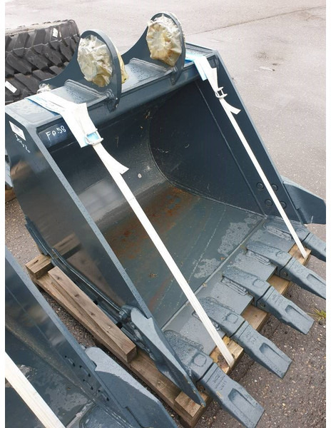 Hyundai Excavator digging bucket 140, 61K4-30101 - Cazo para Maquinaria de construcción: foto 5 Hyundai Excavator digging bucket 140, 61K4-30101 - Cazo para Maquinaria de construcción: foto 5
