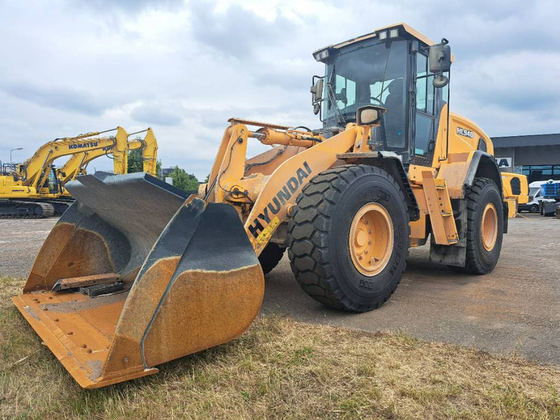 Hyundai HL940 - Cargadora de ruedas: foto 1 Hyundai HL940 - Cargadora de ruedas: foto 1