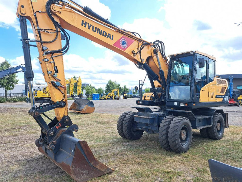 Excavadora de ruedas Hyundai HW 160: foto 16 Excavadora de ruedas Hyundai HW 160: foto 16