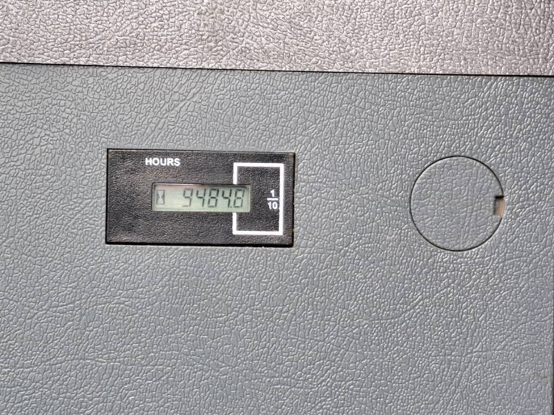 Excavadora de ruedas Hyundai HW 160: foto 15 Excavadora de ruedas Hyundai HW 160: foto 15