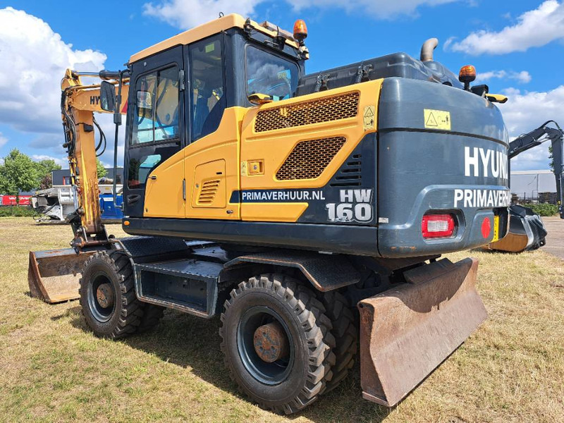 Excavadora de ruedas Hyundai HW 160: foto 18 Excavadora de ruedas Hyundai HW 160: foto 18