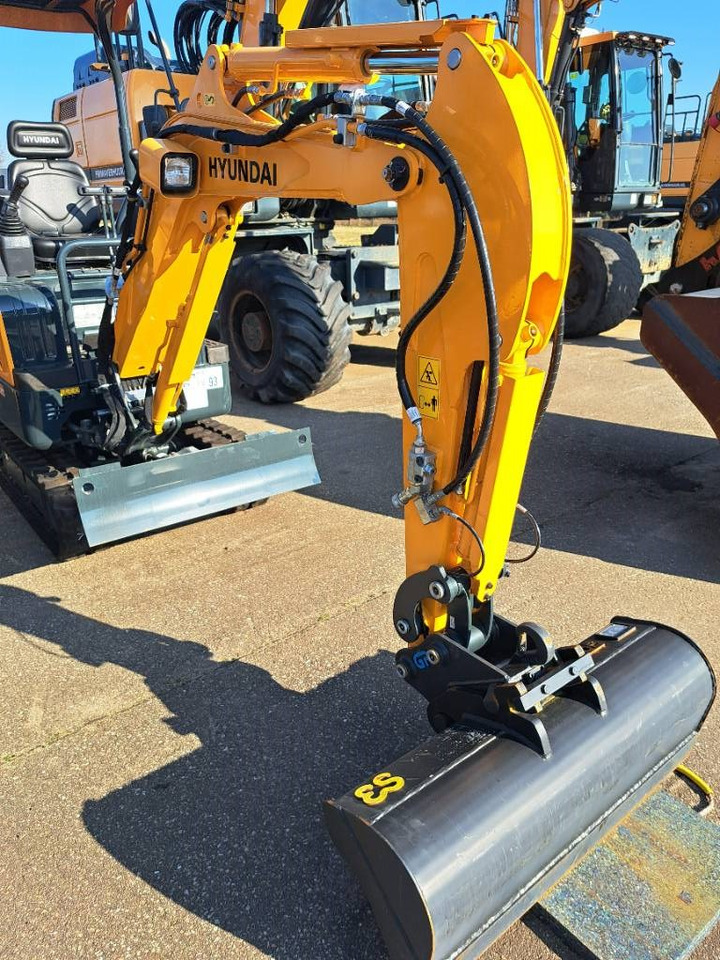 Hyundai R17Z-9AK - Miniexcavadora: foto 5 Hyundai R17Z-9AK - Miniexcavadora: foto 5