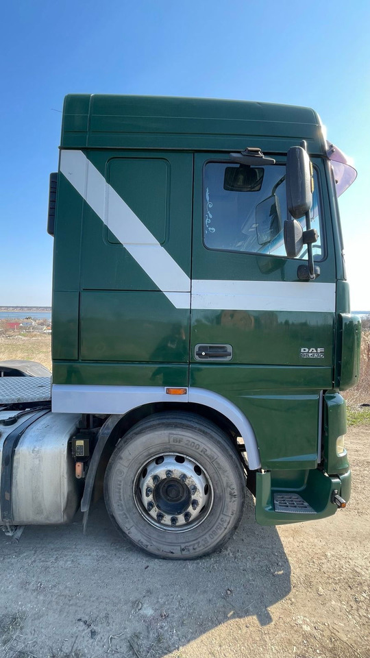 DAF XF 95.430 Tractor head 6x2 - Cabeza tractora: foto 5 DAF XF 95.430 Tractor head 6x2 - Cabeza tractora: foto 5