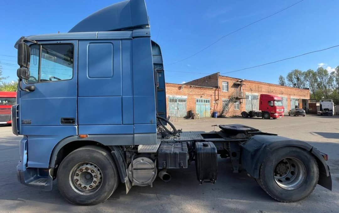 DAF XF 95.430 Tractor unit - Cabeza tractora: foto 3 DAF XF 95.430 Tractor unit - Cabeza tractora: foto 3