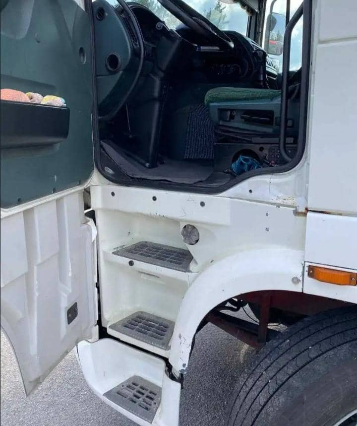 Cabeza tractora DAF XF 95: foto 6