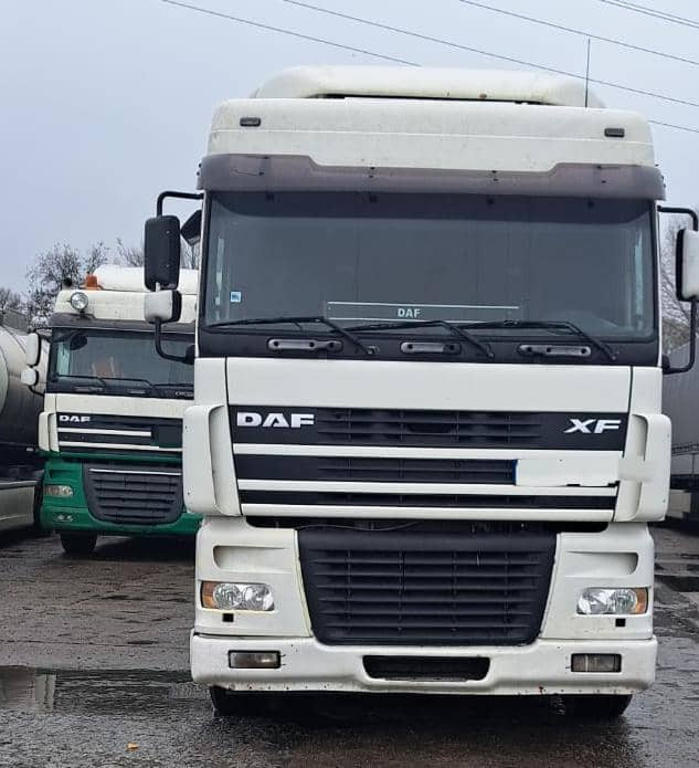 DAF XF 95 - Cabeza tractora: foto 3 DAF XF 95 - Cabeza tractora: foto 3