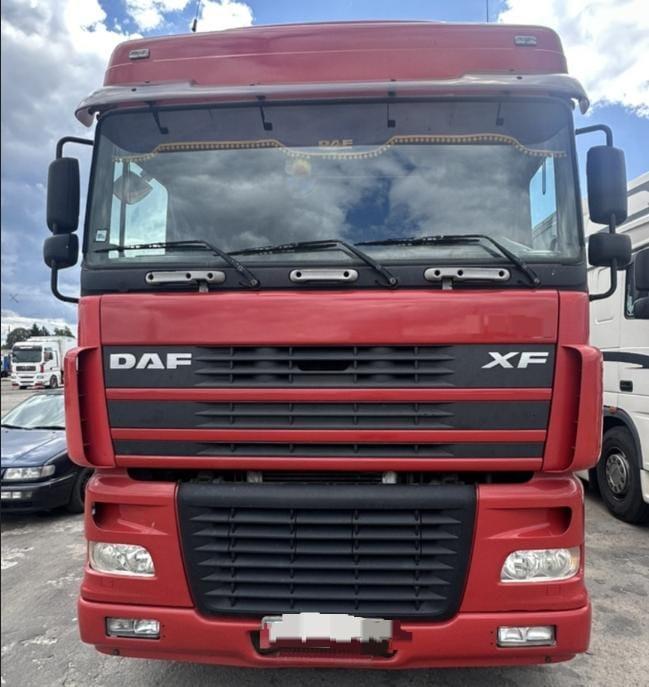 DAF XF 95 - Cabeza tractora: foto 1 DAF XF 95 - Cabeza tractora: foto 1