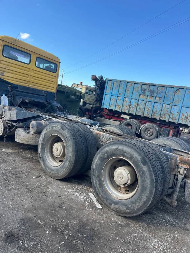 MAN 41.422 Tractor unit - Cabeza tractora: foto 5 MAN 41.422 Tractor unit - Cabeza tractora: foto 5