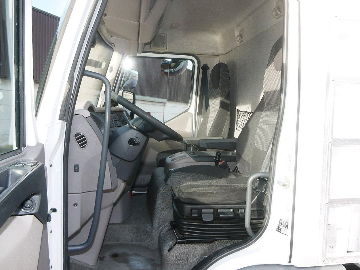 Camión frigorífico DAF LF 180 .10 KUHLKOFFER CARRIER SUPRA 750MT AIRCO: foto 15