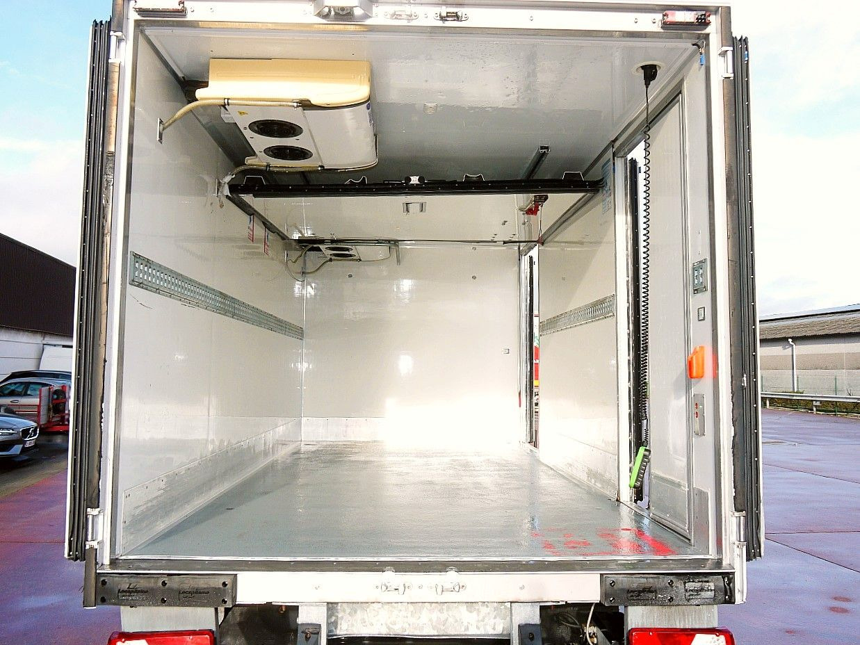 Camión frigorífico DAF LF 180 .10 KUHLKOFFER CARRIER SUPRA 750MT AIRCO: foto 10