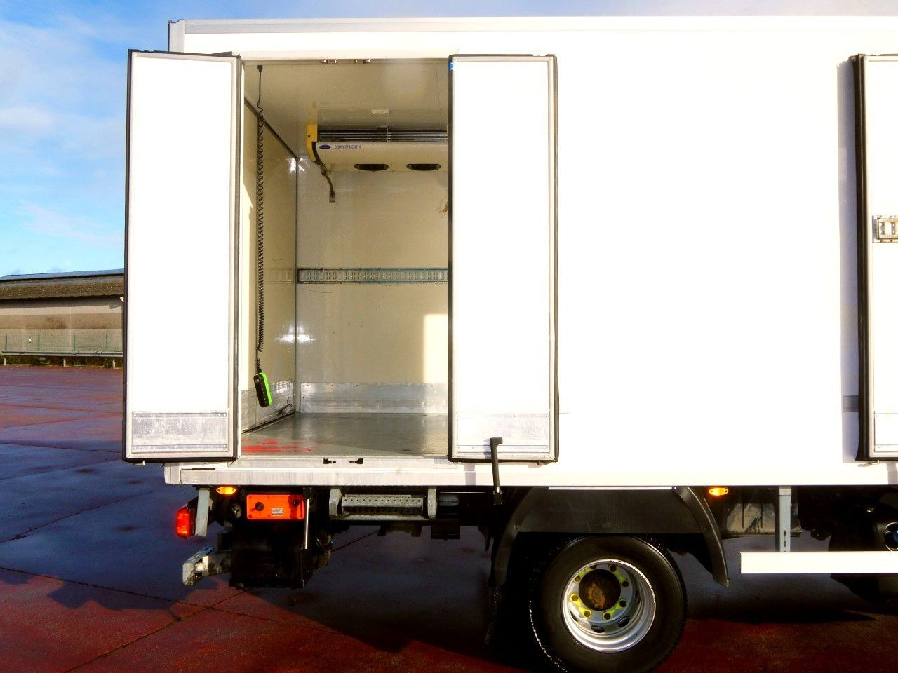 Camión frigorífico DAF LF 180 .10 KUHLKOFFER CARRIER SUPRA 750MT AIRCO: foto 13