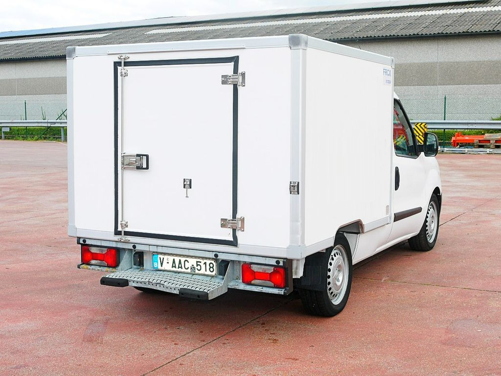 Fiat 1.3 DOBLO KUHLKOFFER RELEC FROD TR15 -20C - Furgoneta frigorifica: foto 5 Fiat 1.3 DOBLO KUHLKOFFER RELEC FROD TR15 -20C - Furgoneta frigorifica: foto 5
