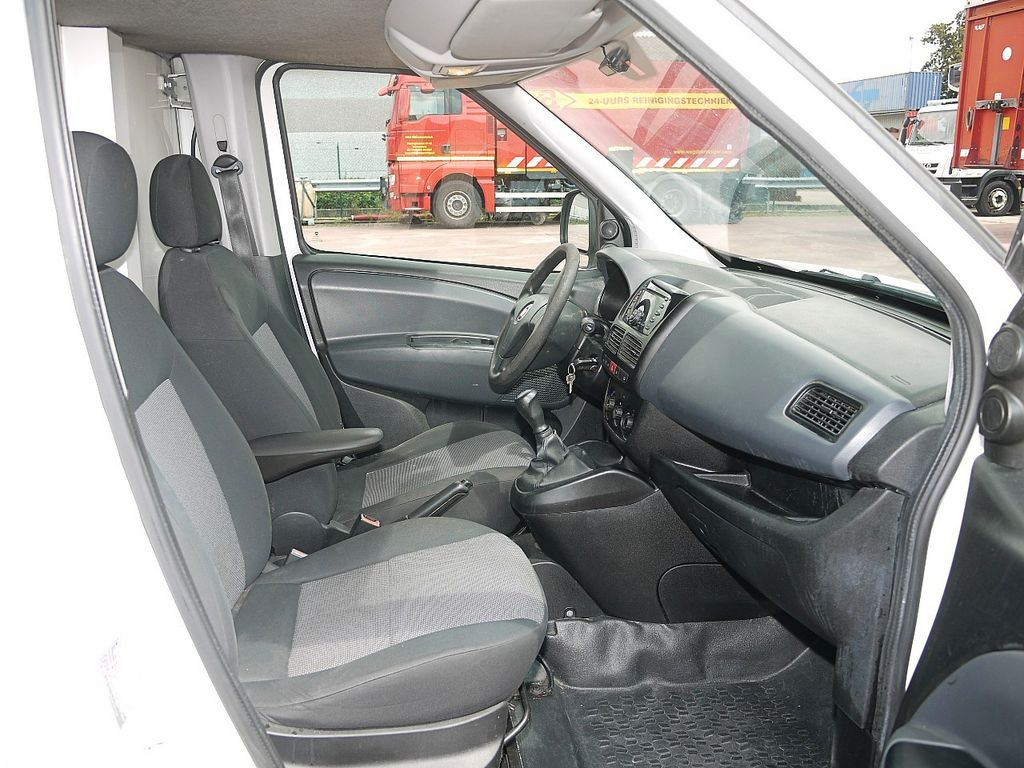 Furgoneta frigorifica Fiat 1.3 DOBLO KUHLKOFFER RELEC FROD TR15  -20C Fiat 1.3 DOBLO KUHLKOFFER RELEC FROD TR15  -20C: foto 11