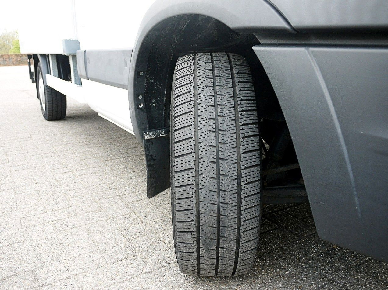 Furgoneta frigorifica Iveco 35S13 DAILY KUHLKOFFER RELEC FROID -20C: foto 17 Furgoneta frigorifica Iveco 35S13 DAILY KUHLKOFFER RELEC FROID -20C: foto 17