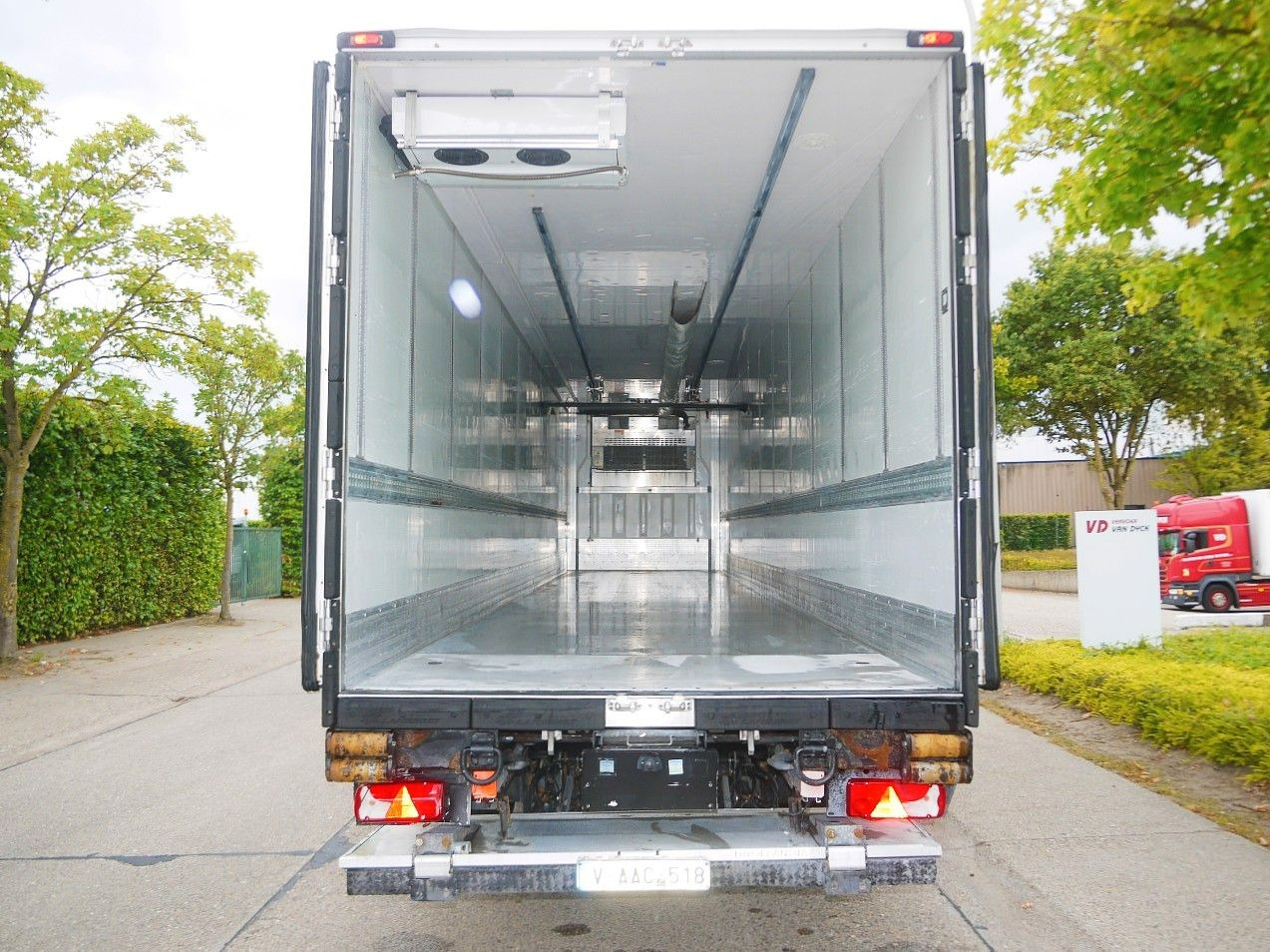 Semirremolque frigorífico Lamberet CARRIER VECTOR 1950 MULTI TEMP. SAF. LADBORDWAND: foto 8