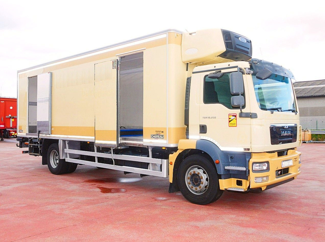 MAN TGM 18 250 CHEREAU CARRIER SUPR 1250 MULTi - Camión frigorífico: foto 3 MAN TGM 18 250 CHEREAU CARRIER SUPR 1250 MULTi - Camión frigorífico: foto 3