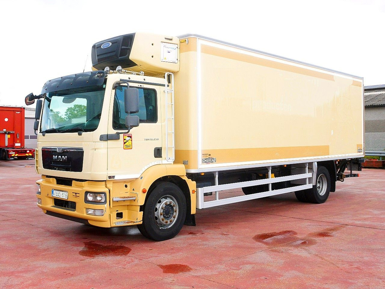 MAN TGM 18 250 CHEREAU CARRIER SUPR 1250 MULTi - Camión frigorífico: foto 4 MAN TGM 18 250 CHEREAU CARRIER SUPR 1250 MULTi - Camión frigorífico: foto 4