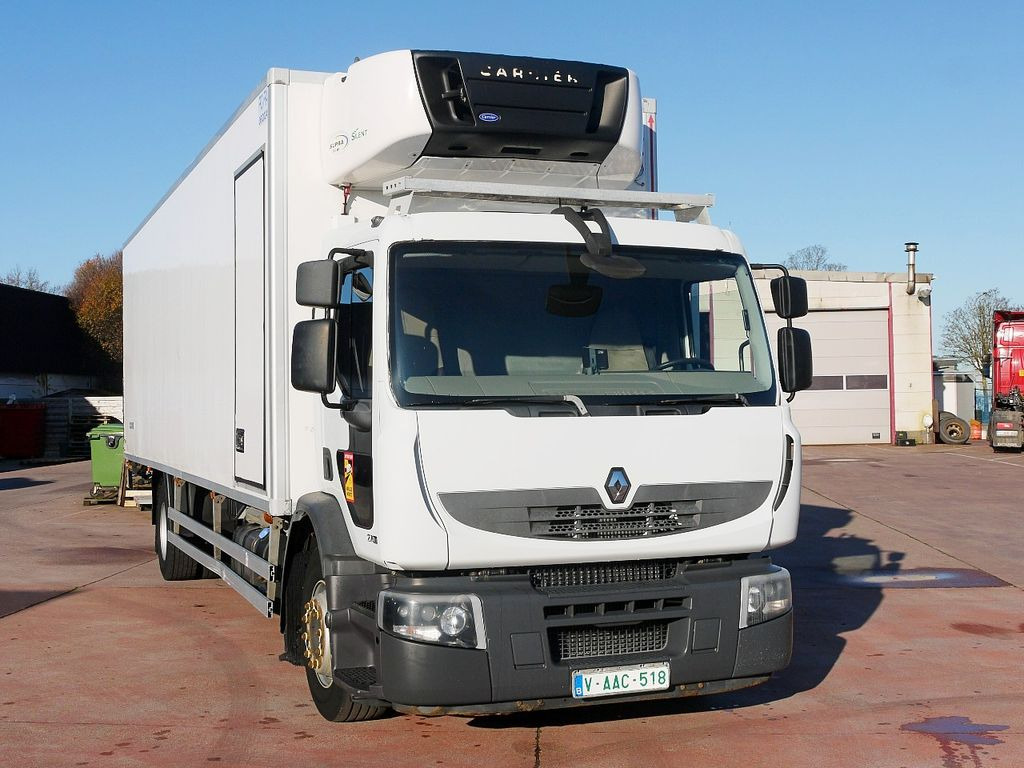Renault P 270.19 D KUHLKOFER CARRIER SUPRA 950 MULIT LBW - Camión frigorífico: foto 1 Renault P 270.19 D KUHLKOFER CARRIER SUPRA 950 MULIT LBW - Camión frigorífico: foto 1