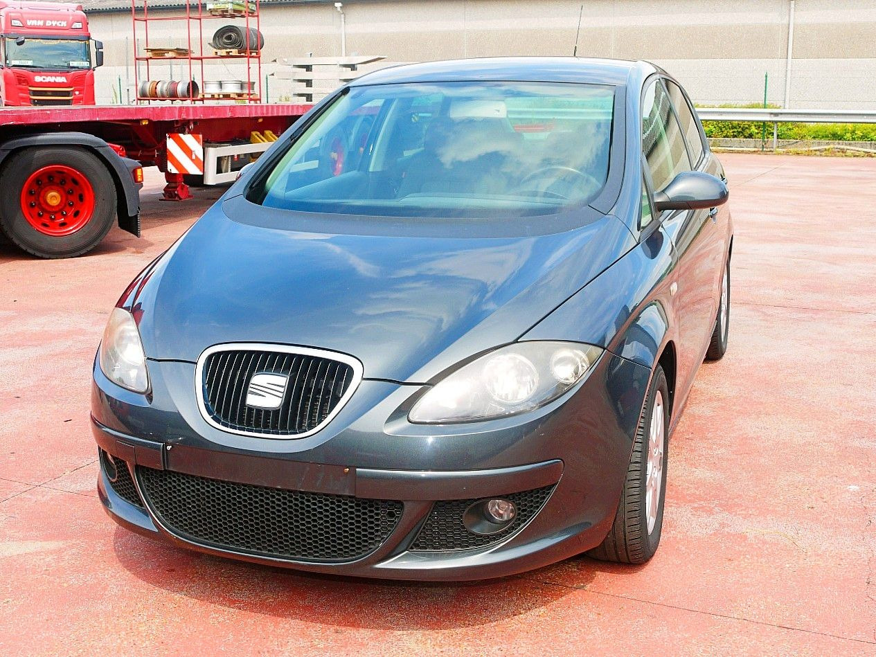 Seat Altea Stylance / Style LEDER / KLIMA top zustand - Coche: foto 5 Seat Altea Stylance / Style LEDER / KLIMA top zustand - Coche: foto 5