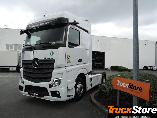 Mercedes-Benz Actros 1845 LS - Cabeza tractora: foto 1 Mercedes-Benz Actros 1845 LS - Cabeza tractora: foto 1