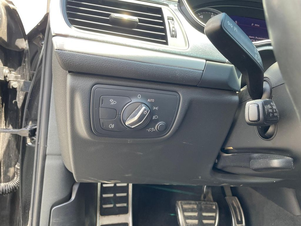 Coche Audi S6 4.0 V8 quattro LEDER LED SITZHZ TEMP NAVI: foto 39