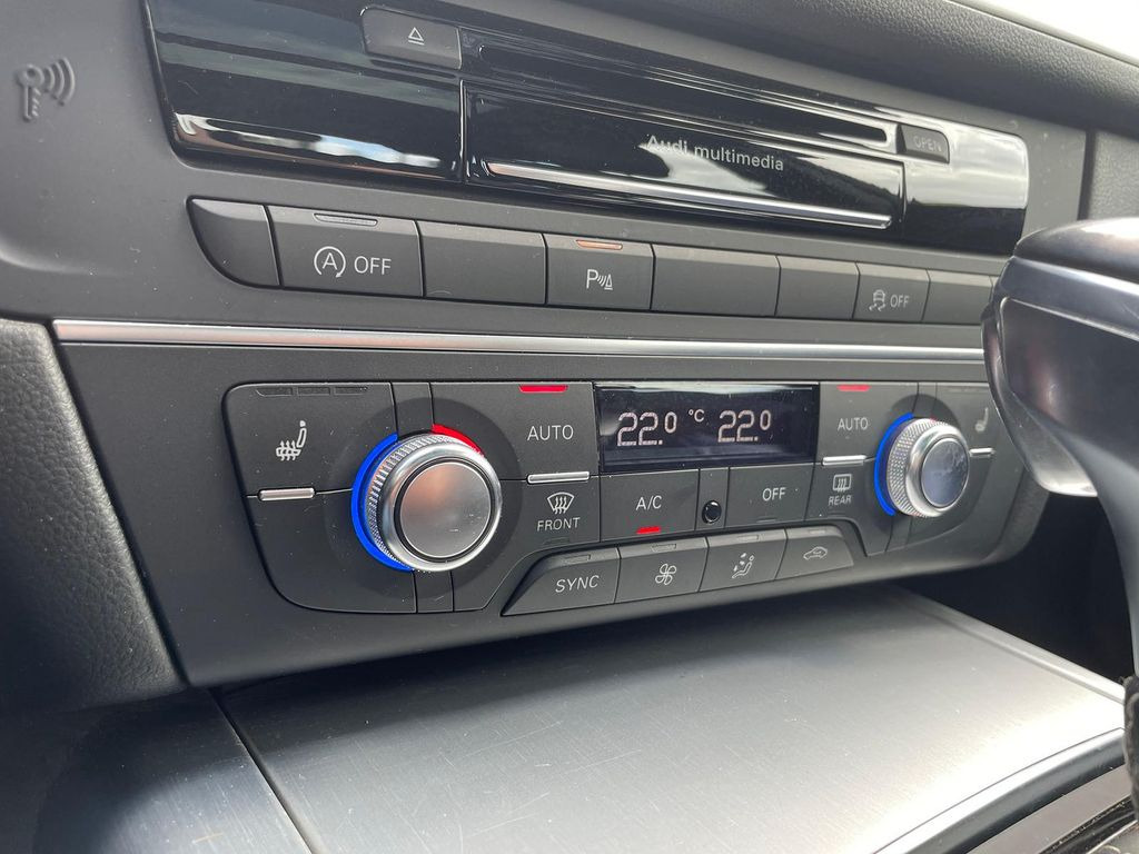 Coche Audi S6 4.0 V8 quattro LEDER LED SITZHZ TEMP NAVI: foto 41
