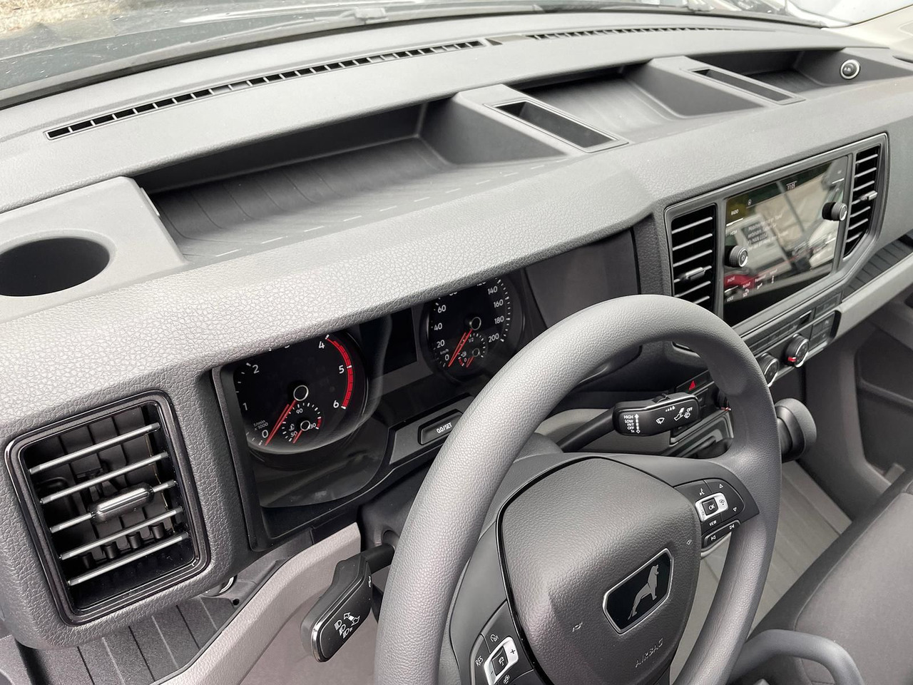 Coche MAN TGE 3.180 Kasten L5H3 4x4 ACC LED NAV SITZHZ AHK: foto 23
