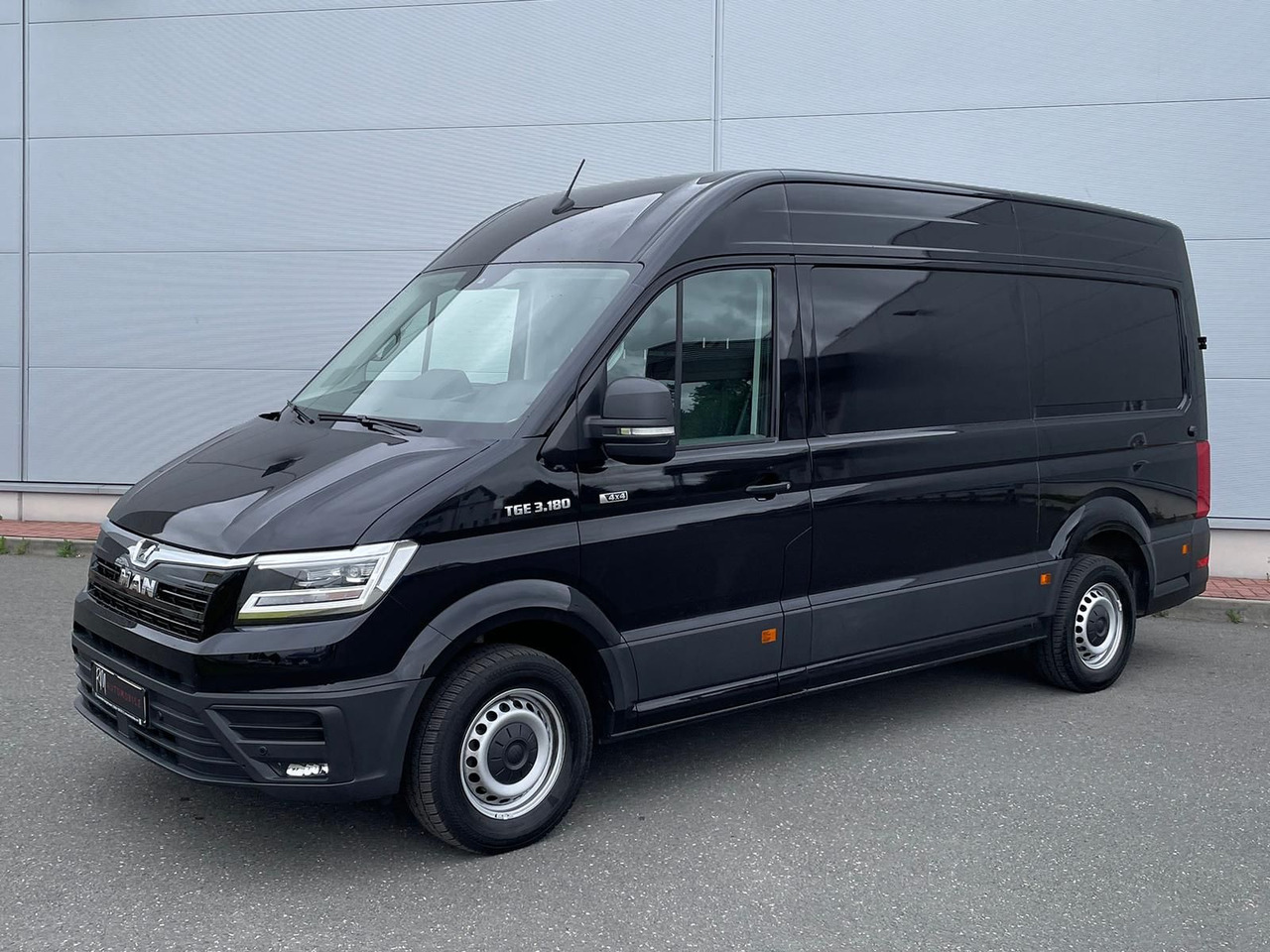 MAN TGE 3.180 L3H3 Kasten 4x4 AHK ACC NAVI STANDHZ - Coche: foto 1 MAN TGE 3.180 L3H3 Kasten 4x4 AHK ACC NAVI STANDHZ - Coche: foto 1