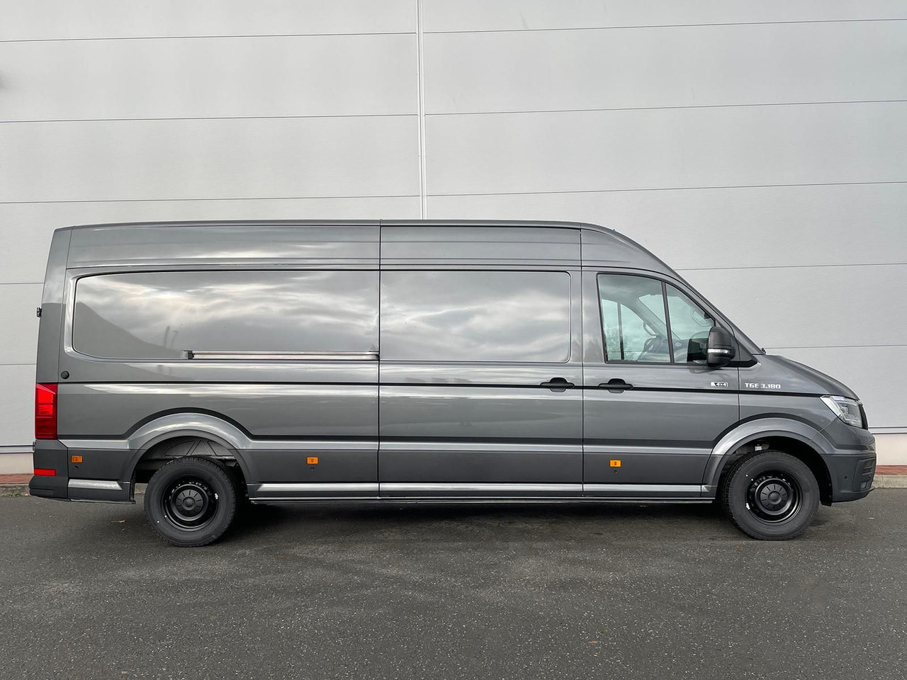 MAN TGE 3.180 L4H3 Kasten 4x4 DIFF AHK ACC - Coche: foto 5 MAN TGE 3.180 L4H3 Kasten 4x4 DIFF AHK ACC - Coche: foto 5