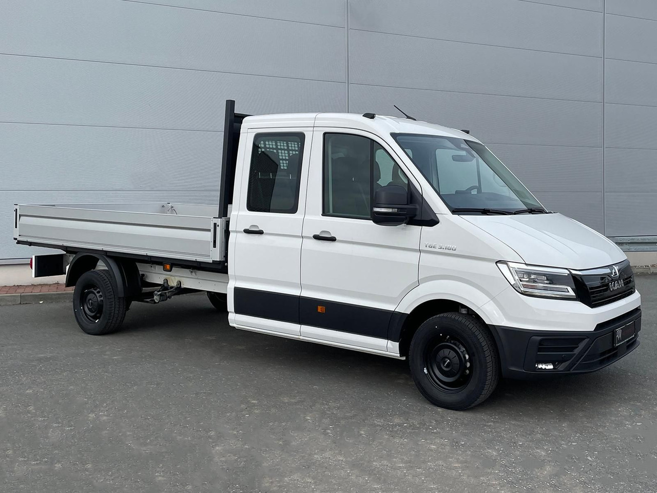 MAN TGE 3.180 Pritsche DOKA LR AHK SITZHZ STANDHZ - Coche: foto 2 MAN TGE 3.180 Pritsche DOKA LR AHK SITZHZ STANDHZ - Coche: foto 2