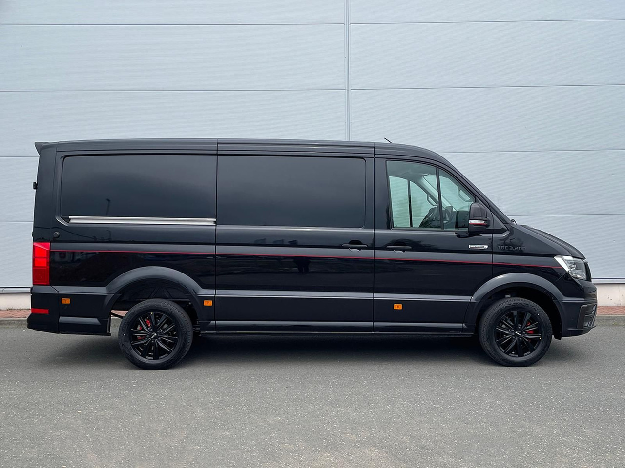 MAN TGE 3.200 L3H2 Kasten 4x4 Individual S ACC STHZ - Coche: foto 5 MAN TGE 3.200 L3H2 Kasten 4x4 Individual S ACC STHZ - Coche: foto 5