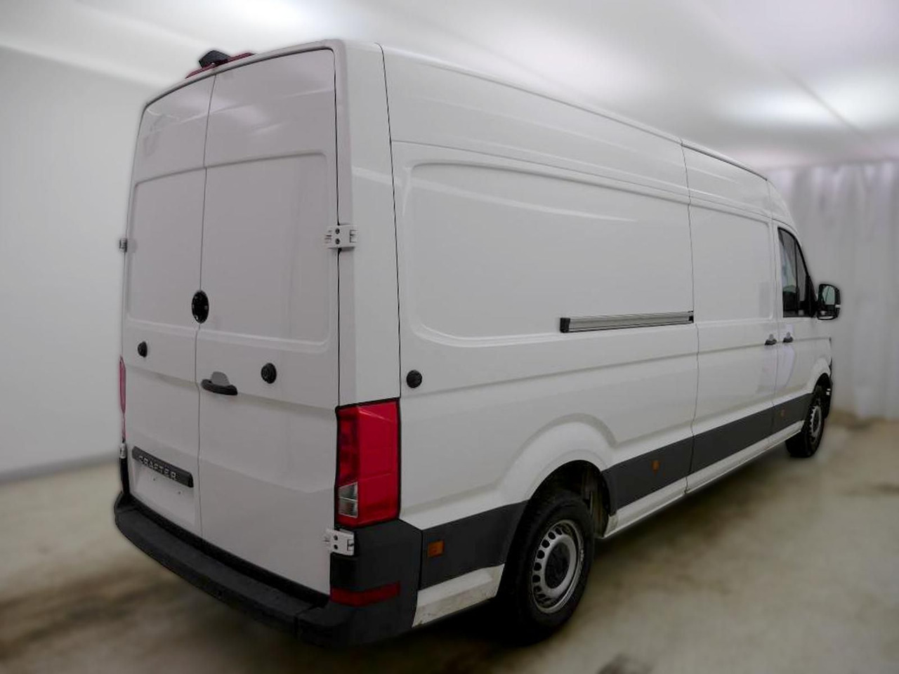 Volkswagen Crafter Kasten 35 L4H3 KAMERA KLIMA SITZHZ DAB - Furgón: foto 2 Volkswagen Crafter Kasten 35 L4H3 KAMERA KLIMA SITZHZ DAB - Furgón: foto 2
