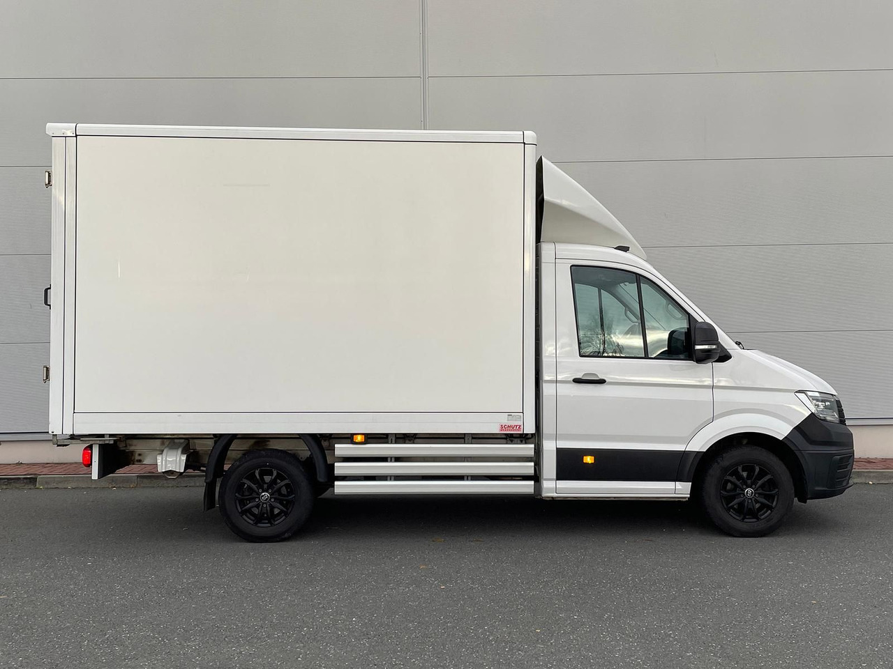 Volkswagen Crafter Koffer mittellang LED DAB SITZH - Furgoneta caja cerrada: foto 5 Volkswagen Crafter Koffer mittellang LED DAB SITZH - Furgoneta caja cerrada: foto 5