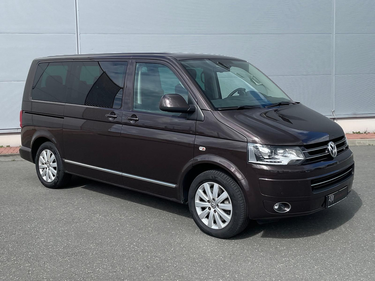Volkswagen T5 Multivan Highline 4M LEDER AHK MFL - Furgoneta de pasajeros: foto 2 Volkswagen T5 Multivan Highline 4M LEDER AHK MFL - Furgoneta de pasajeros: foto 2