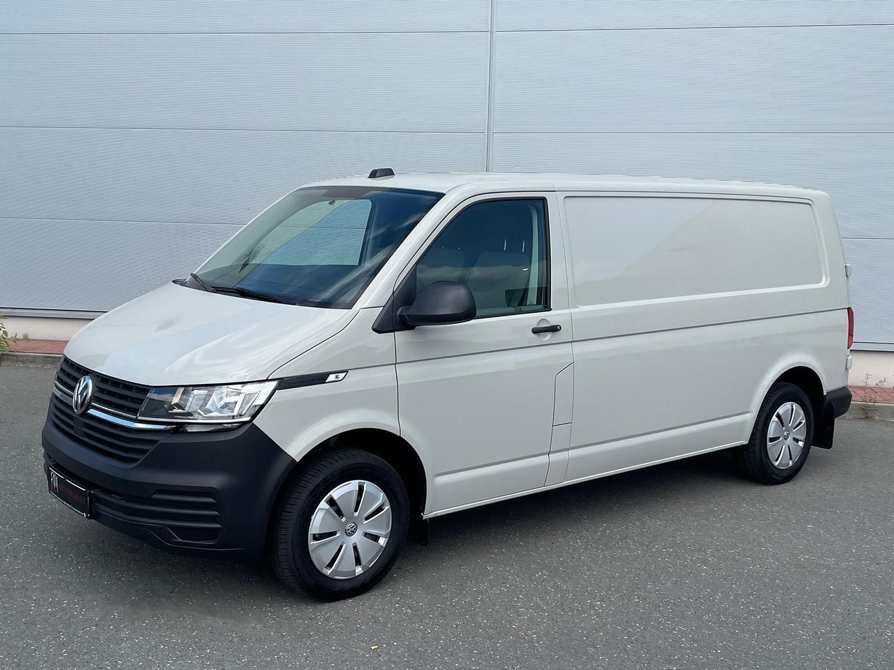 Volkswagen T6.1 Transporter Kasten LR TEMPOMAT KAMERA KLIMA - Furgoneta de pasajeros: foto 1 Volkswagen T6.1 Transporter Kasten LR TEMPOMAT KAMERA KLIMA - Furgoneta de pasajeros: foto 1