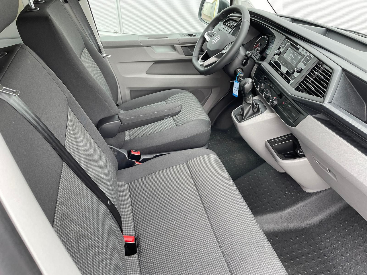 Furgón Volkswagen T6.1 Transporter Kasten lang 4M MFL LED TEMPOMAT: foto 14