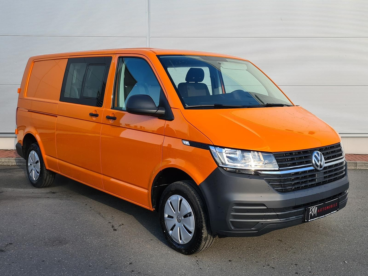 Volkswagen T6.1 Transporter MIXTO lang LED PDC KLIMA SITZH - Coche: foto 2 Volkswagen T6.1 Transporter MIXTO lang LED PDC KLIMA SITZH - Coche: foto 2